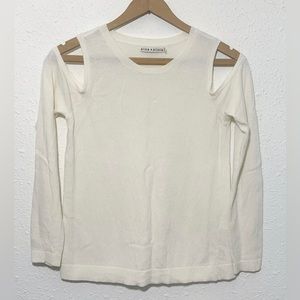 Alice + Olivia wool, nylon, cashmere blend ivory sweater size M
